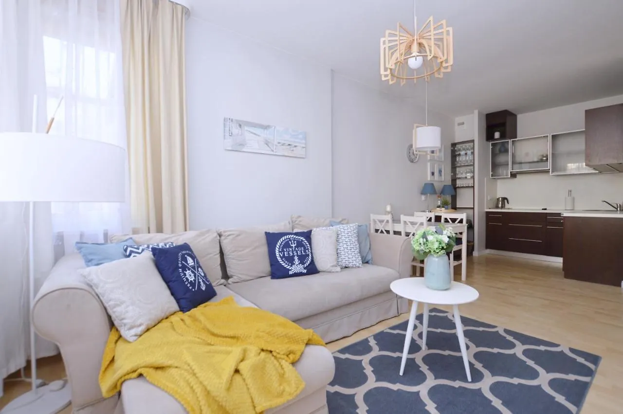 Victus Apartamenty, Apartament Family&Friends contacts
